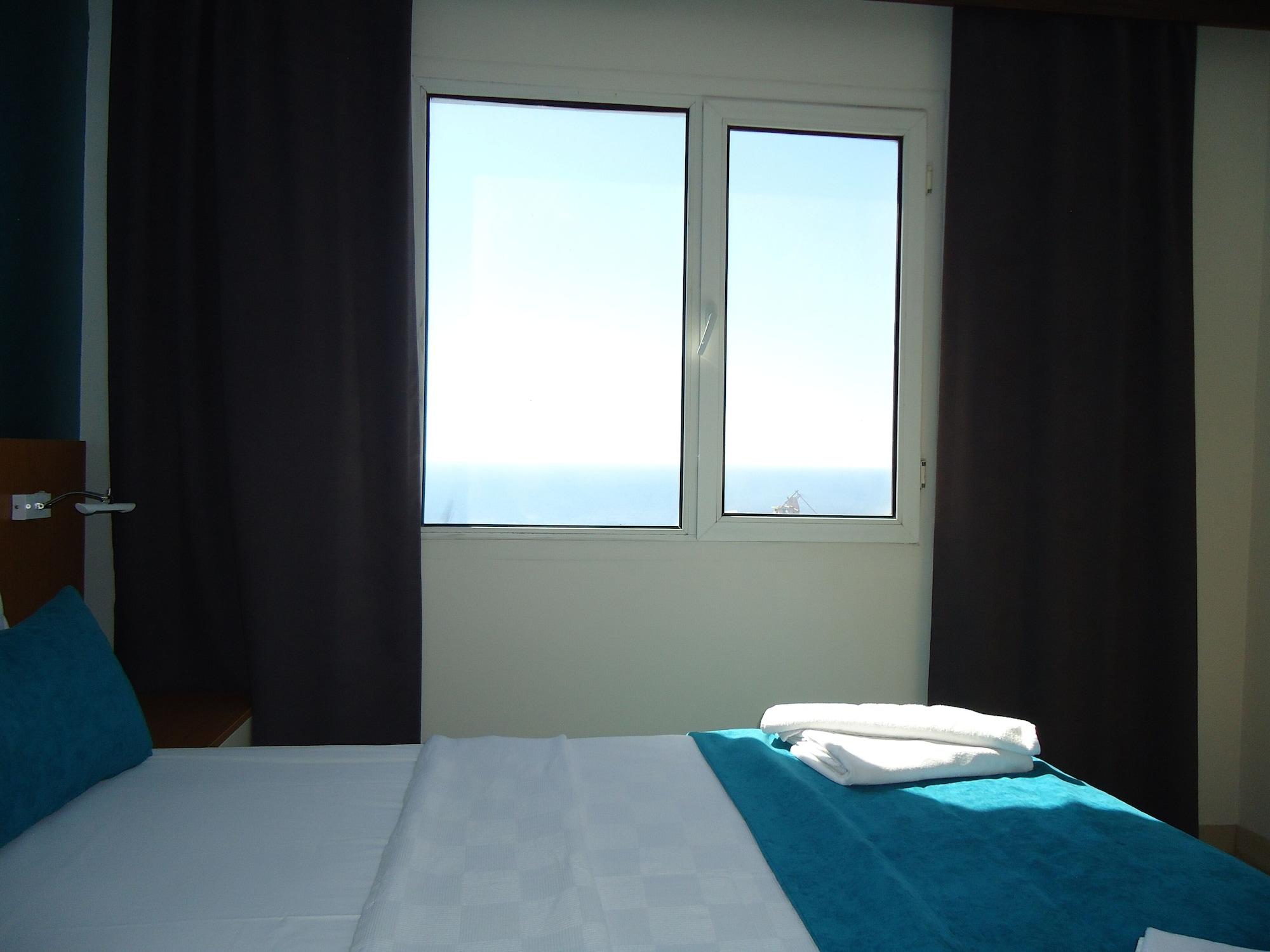 Baris Suite Hotel Кушадасы Экстерьер фото
