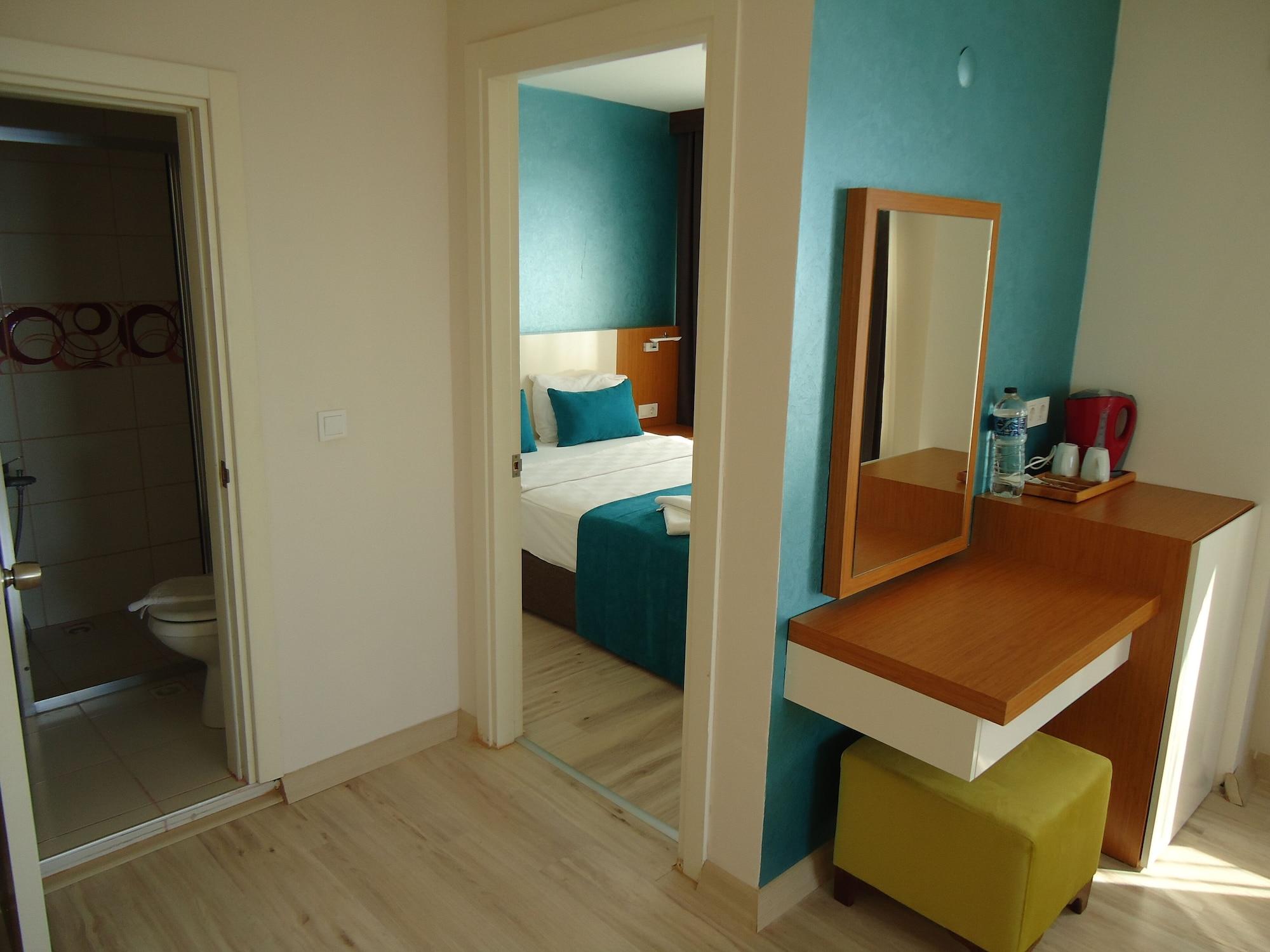 Baris Suite Hotel Кушадасы Экстерьер фото